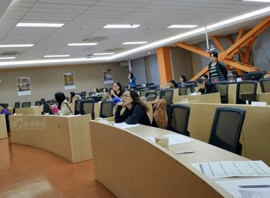 刚拿到初级会计 能做什么工作?