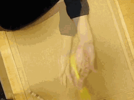 　　&nbsp;讲道理，咱们上学那会儿，一些老师还认为转笔是“课堂陋习”。