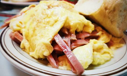 4蛋巨型牛肉三明治+7蛋奄 四十一年旧冰室成回忆