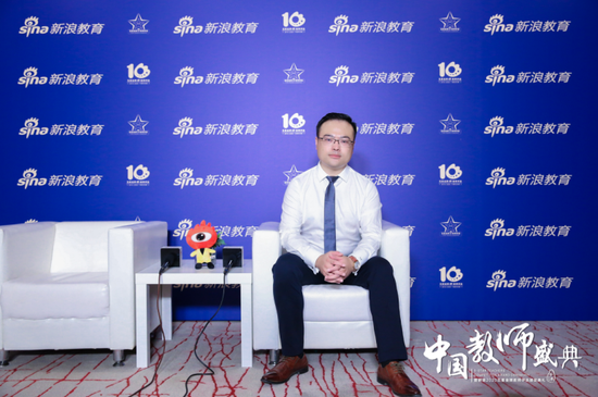 金吉列留学副总裁黄帅