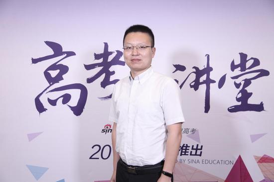 南京信息工程大学滨江学院党委副书记、副院长:葛昕明