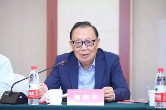 陶西平:借鉴STEAM教育理念的中国科创教材