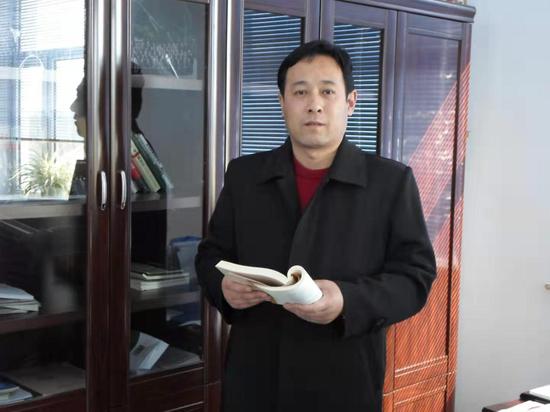 长春市第一五六中学校长徐春光