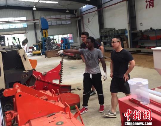 来华取经的非洲留学生 把本领和友谊带回非洲