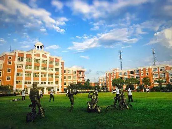 就读国际部是什么体验?自由与不安全感并存