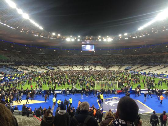 留法女生讲述:那一夜我在法兰西大球场(图)|留