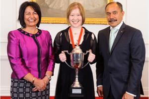 新西兰华裔在校期间获大笔奖学金 零负担完成学业