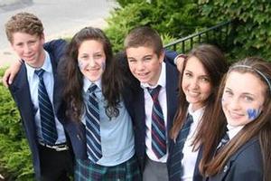 低龄留学生必读：加拿大高中的选择与对比