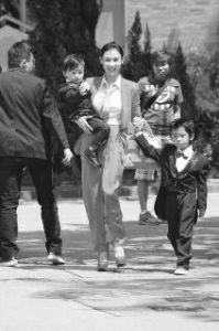 张柏芝和儿子