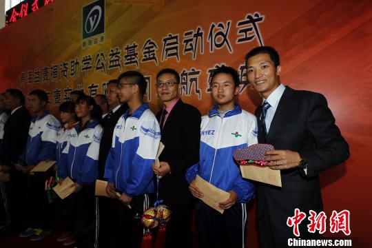 报告:普通高中生对国家资助政策满意度较低|资