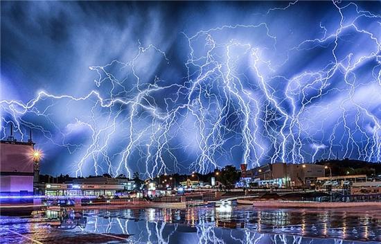 闪电