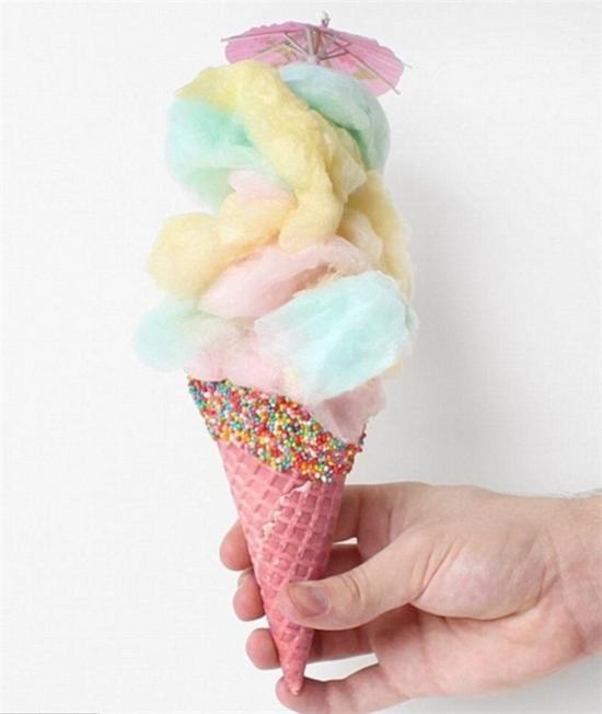 毛茸茸松松软软的冰激凌