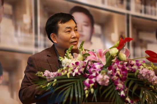 北京小忠丽格创始人赵小忠教授在会中为创业医生传授心得