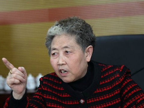 陶华碧