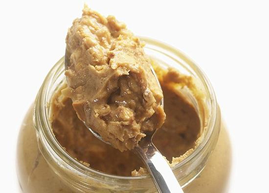 网上掀起英美文化互撕战:从口音喷到饮食|英美