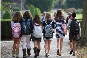 #2016国际学校择校巡展# 【孩子何时出国是.