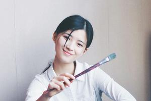 南艺文物修复专业女生走红 像宋慧乔却更神秘