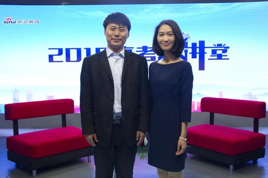 天津大学招办主任谷钰老师(左)