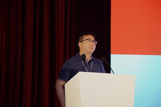 2014--2015全国学联驻会执行主席杨子强发表主题演讲