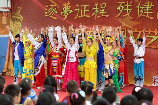 心灵之声残疾人艺术团