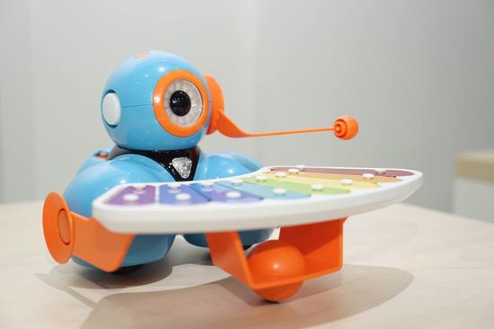 奇幻工房编程机器人达奇和达达首次亮相中国|奇幻工房|STEM_新浪教育_新浪网