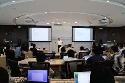 迈出金融FMBA第一步:图解全日制FMBA夏令营