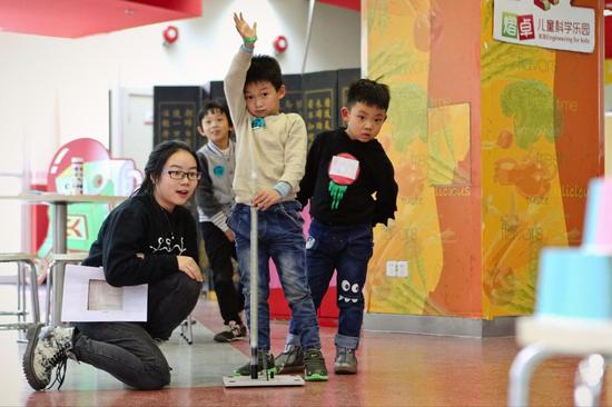 学生体验营地教育