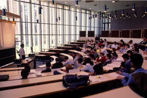 低学费高收入：外媒盘点性价比最高八大专业