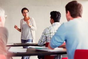 英国家长“恶补”代数课程 为能辅导小学生作业