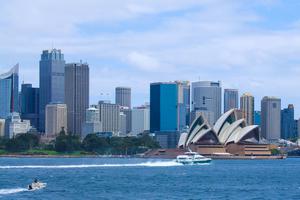 澳媒：海外购房热降温 中国新规令澳加楼市受重挫