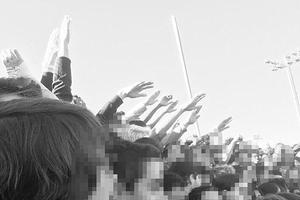 美高中数十名学生向纳粹致敬 高喊希特勒万岁