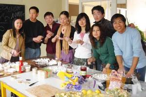 当汤圆遇上鸡尾酒：海外留学生的别样元宵节