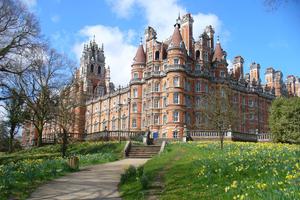 解析：中国留学生未来在英国就业难是个伪命题