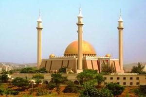 尼日利亚东北部移民营发生连环爆炸 伤亡情况不明