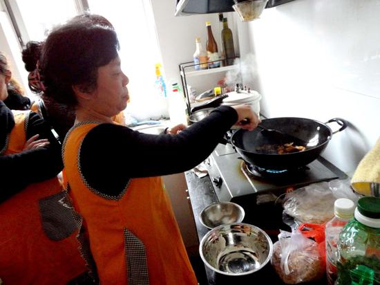 烹饪和月子餐培训,也是真刀真枪