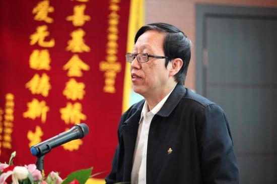 中华儿慈会理事长兼秘书长王林就企业使命与企业愿景发言