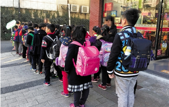 被叫停十年后 上海公办小学公益 晚托班 全面回
