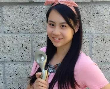17岁华裔女孩凭作文获八所藤校录取 她写了啥