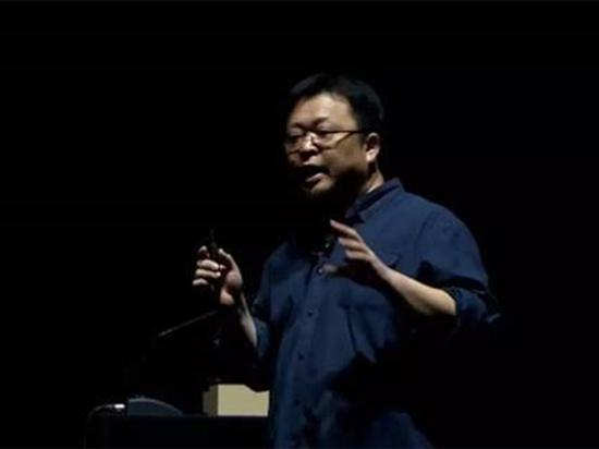 罗永浩放下豪言：两年内会让锤黑消失（图片来自于谷歌）