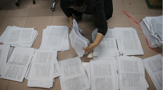 组图:高考倒计时,高三生被励志语 包围 |高考|教