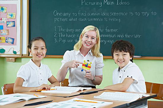 红领巾飘扬 各地少先队员欢度 六一 儿童节|少先