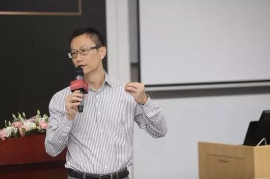 上海高级金融学院副院长陈歆磊教授