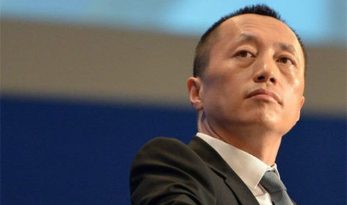 万科董事长郁亮:职位压力大 以前有伞现在没了