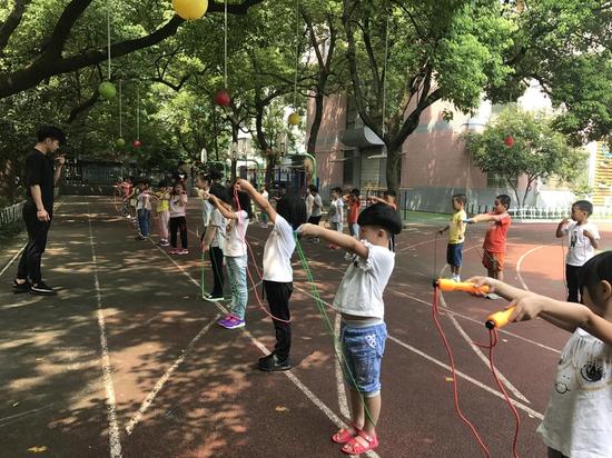2018南京中考体育政策:3分钟跳绳标准调高|跳