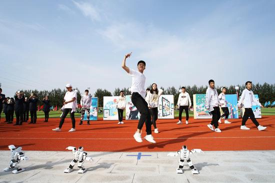 北京市新英才学校第十届主题运动会现场