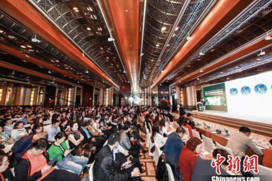 10月21日，福布斯中国与外联出国顾问集团共同打造的《2018全球人才流动和资产配置趋势》报告在上海首发。　主办方供图