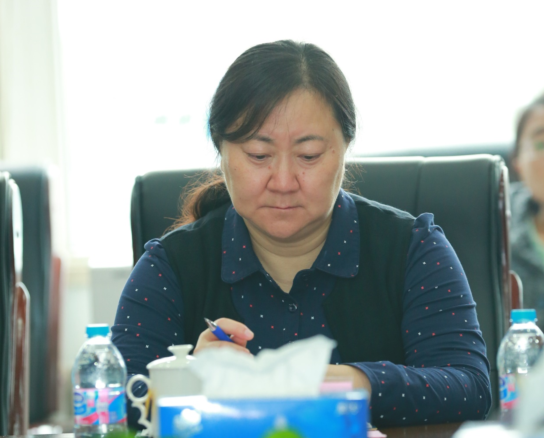 《中华活页文选》杂志社社长 中华之星国学大赛组委会主任殷红伟