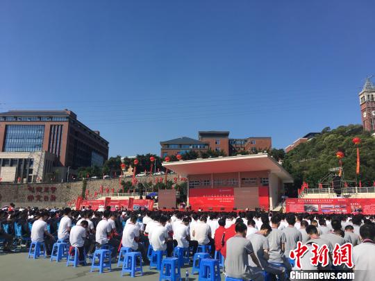 叶秋云 摄