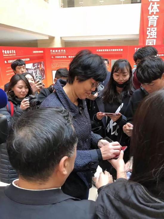 中国排球学院在天津体育学院揭牌|天津体育学