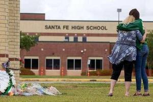 美国今年发生25起校园枪击案致33死 创近20年新高